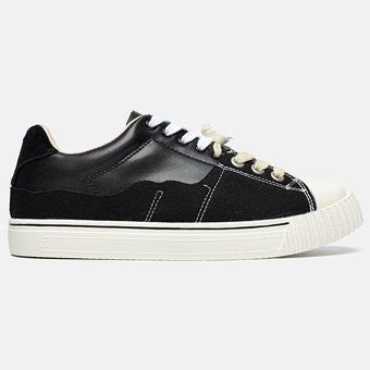 Maison Margiela New Evolution Black
