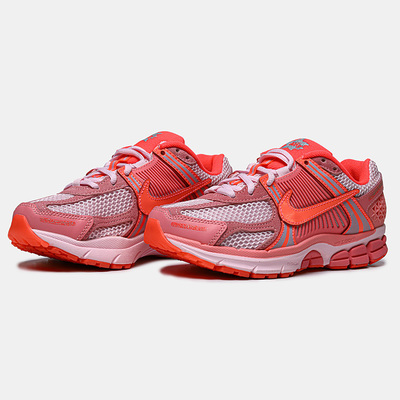 Кросівки Nike Air Zoom Vomero 5 Barbie FQ0257-666 (Рожевий) - фото 2 