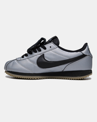 Кросівки Nike Cortez Leather SE Metallic Cool Grey Black HQ3490-099 (Сріблястий) - фото 4 