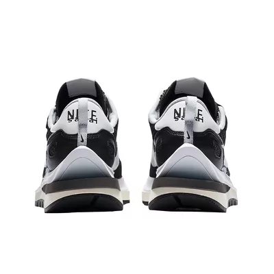 Кросівки Nike Vaporwaffle Sacai Black White CV1363-001 (Чорний) - фото 4 