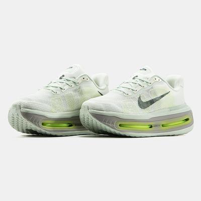 Кросівки Nike Vomero Premium Barely Volt HQ2050-300 (Сірий) - фото 2 