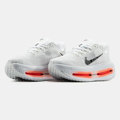 Кросівки Nike Vomero Premium Sail Total Orange IQ4035-100 (Сірий) - фото 2 