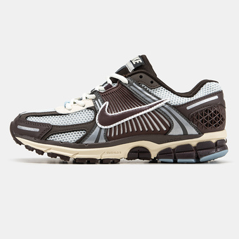 Nike Zoom Vomero 5 Earth Fossil