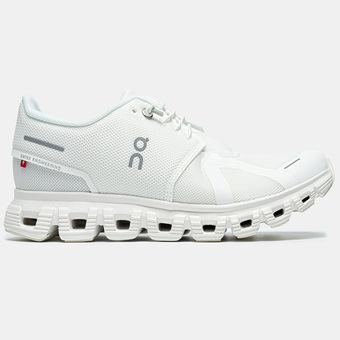 Кросівки On Cloud 6 Triple White